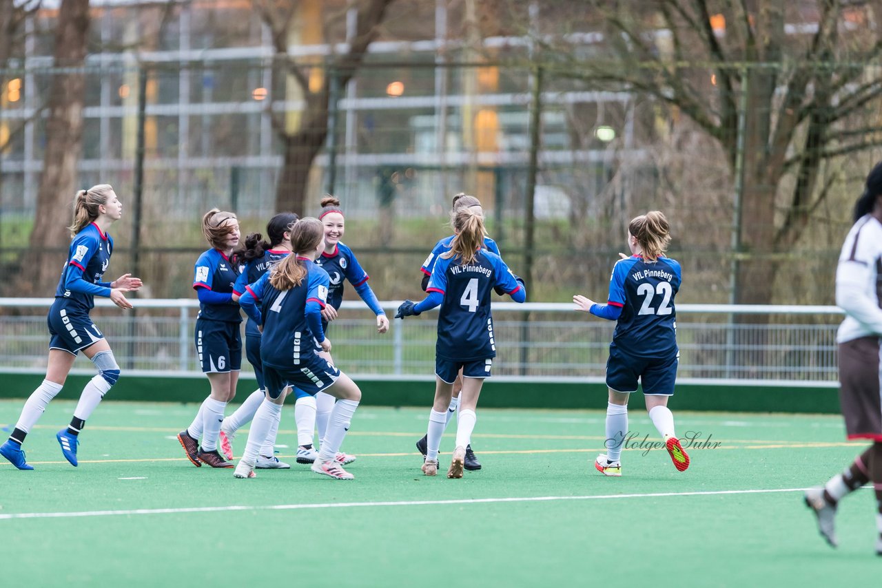 Bild 113 - wBJ VfL Pinneberg - St. Pauli : Ergebnis: 7:0 (Abbruch)